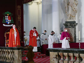 Abschlussvesper der Bischofskonferenz mit Spendung des Bonifatiussegens (Foto: Karl-Franz Thiede)